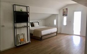Amberyellowbnb